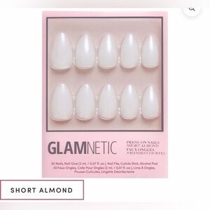 Glamnetic Hailey Short Almond Press-On Nails